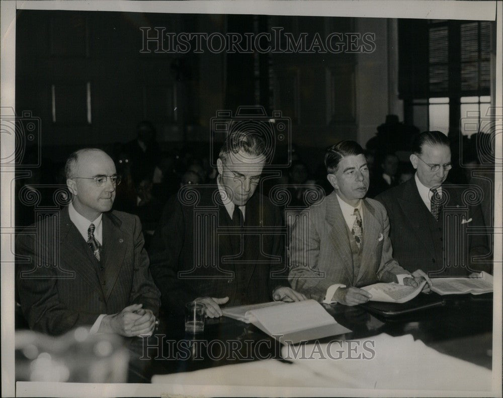 1945 Press Photo mead stanton lawry mccarroll roberg - Historic Images