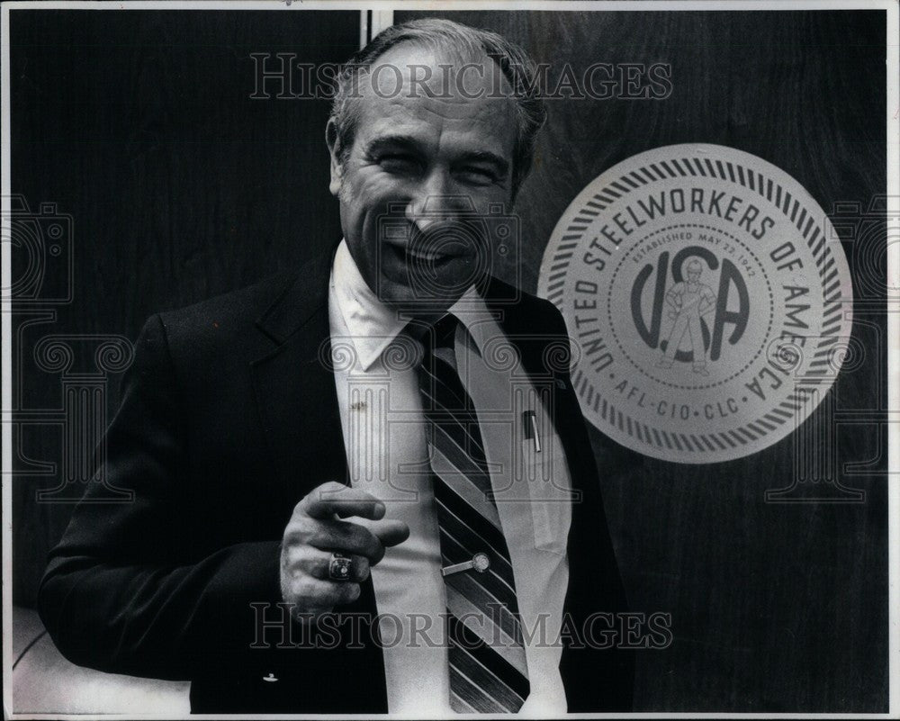 1983 Press Photo United Steelworker chief Harry Lester - Historic Images