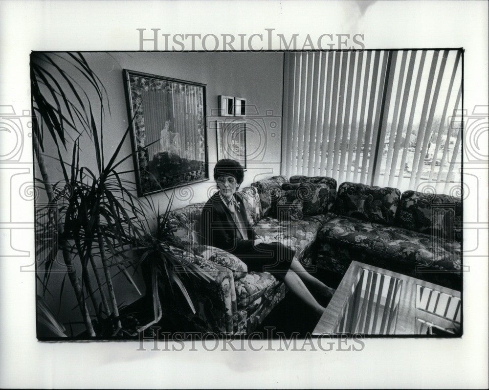 1983 Press Photo Adeline Laforet - Historic Images