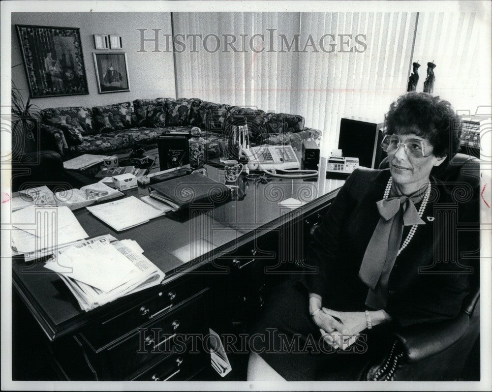 1983 Press Photo Adeline Laforet owner health care - Historic Images