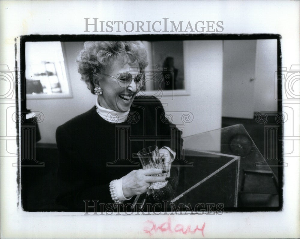 1993 Press Photo BEVERLY LAHAYE - Historic Images