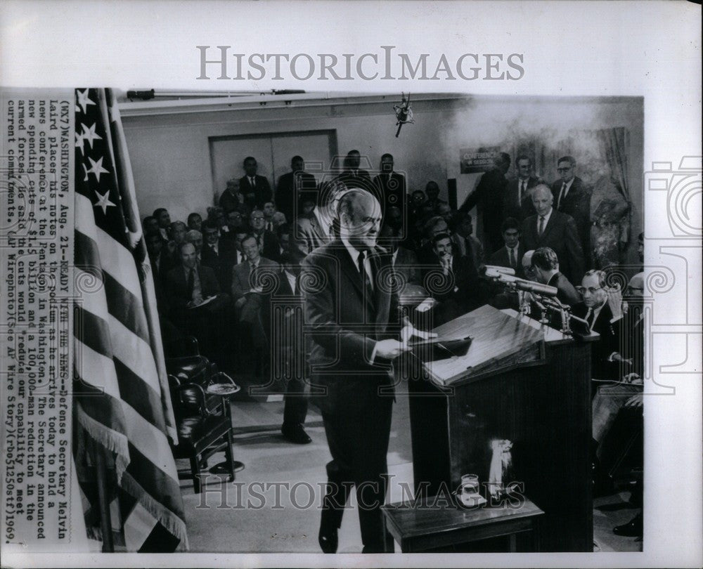 1969 Press Photo Melvin R. Laird US Secretary Defense - Historic Images