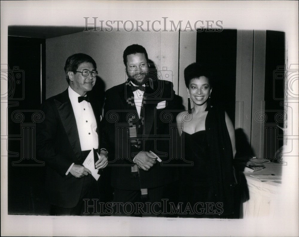 1988 Press Photo Kan DIA Bennett Mausi awards - Historic Images