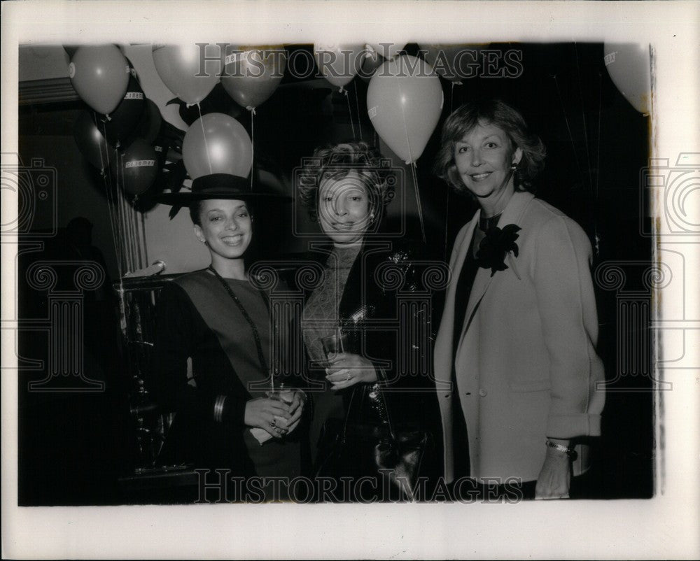 1987 Press Photo Sue Marx documentary producer - Historic Images