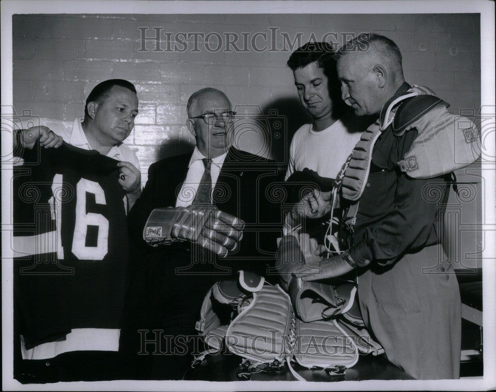 1957 Press Photo Carl Mattson - Historic Images