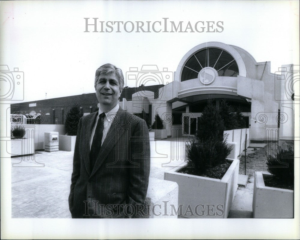 1991 Press Photo Fred Marx Retail Industry Consultant - Historic Images