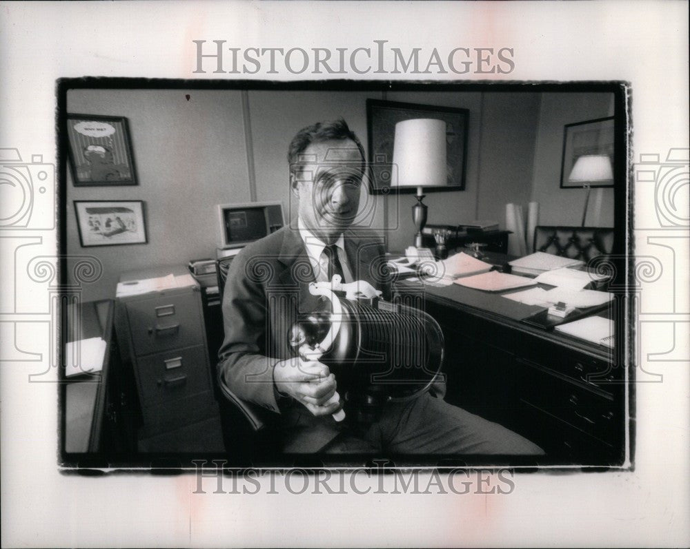 1989 Press Photo R. Bruce Martin  toilets Troy - Historic Images