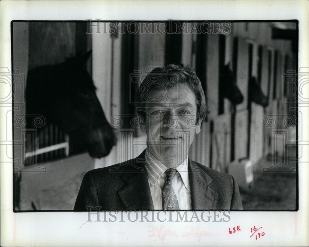 1986 Press Photo don drew horse racing livonia - Historic Images