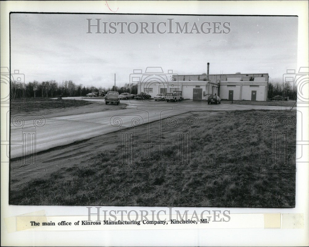 1988 Press Photo Kinross Manufacturing Company Michigan - Historic Images