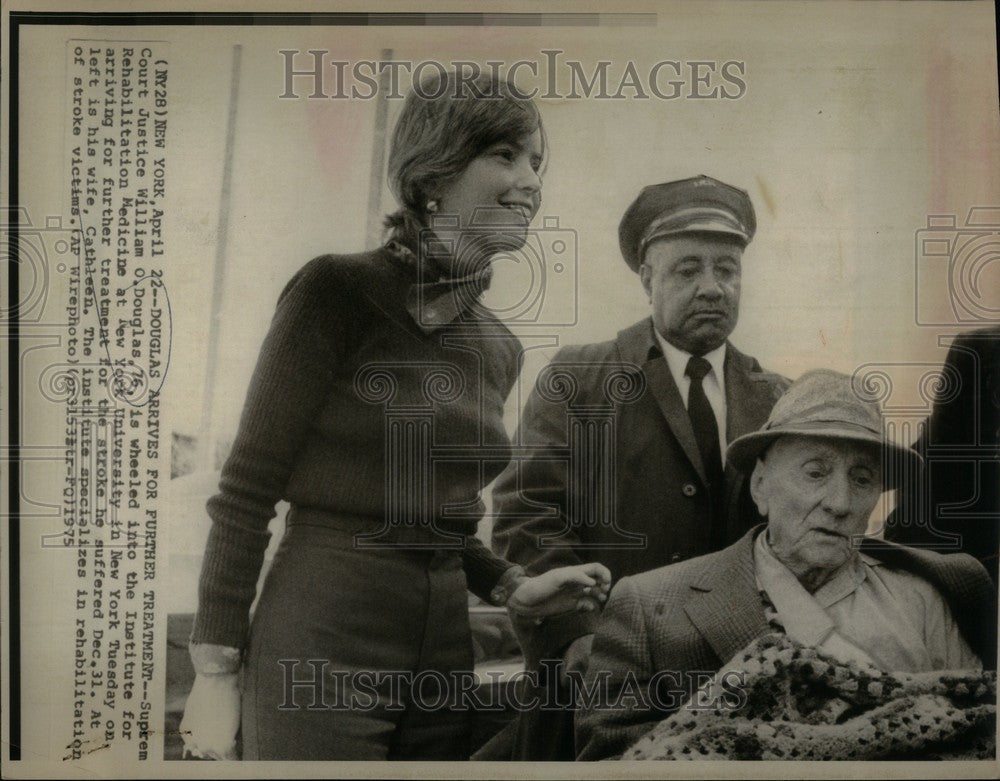 1975 Press Photo William O. Douglas - Historic Images