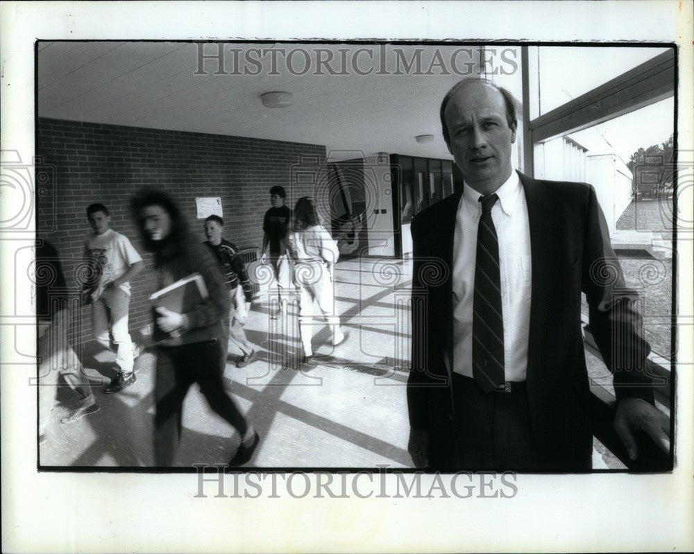 1992 Press Photo Craig Douglas Oscoda Schools Wurtsmith - Historic Images