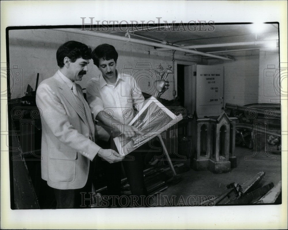 1984 Press Photo William Worden Ron Schmidt church - Historic Images