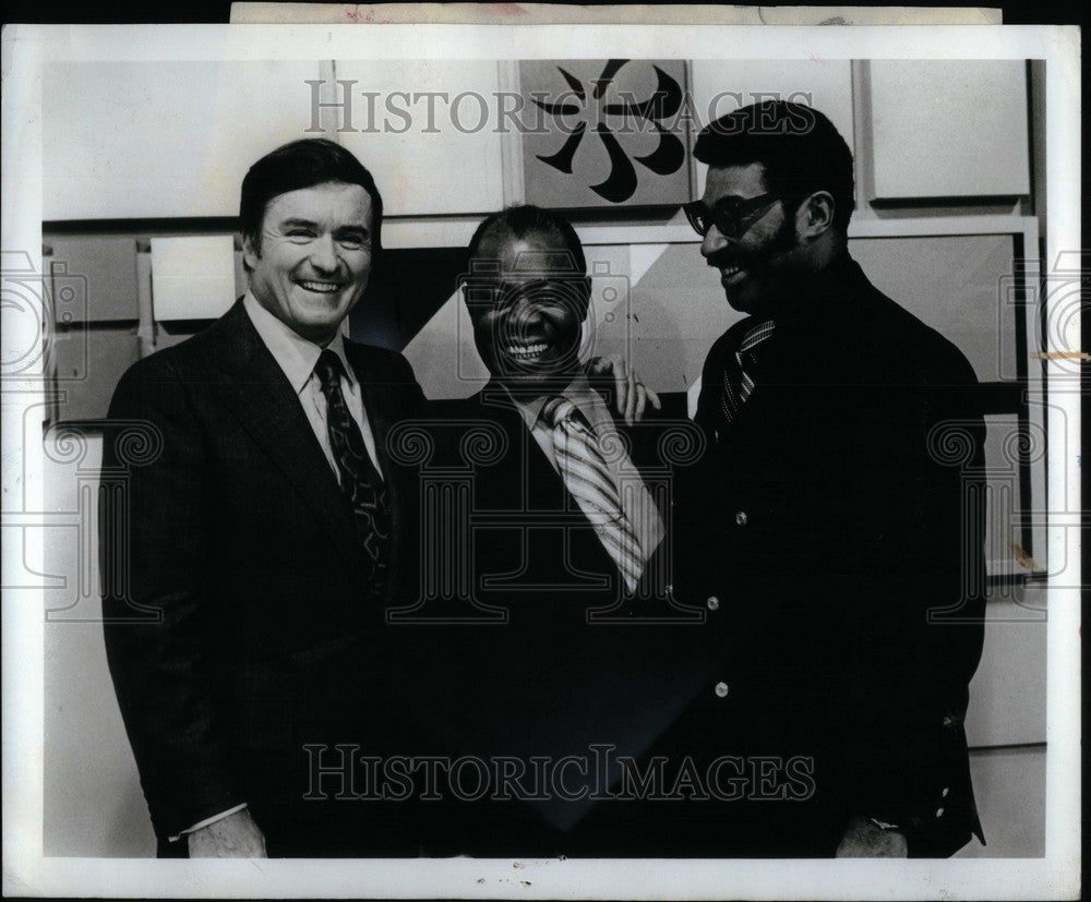 1970 Press Photo Louis Armstrong, Mike Douglas - Historic Images