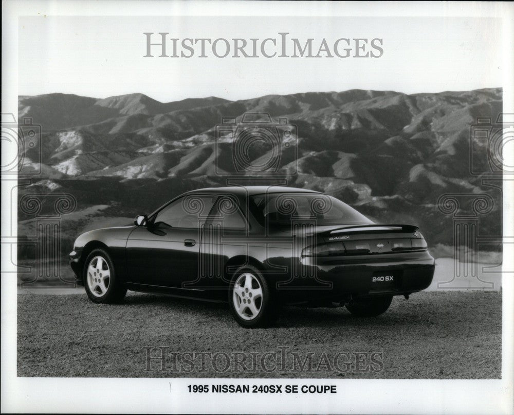 1994 Press Photo Nissan Automobiles - Historic Images