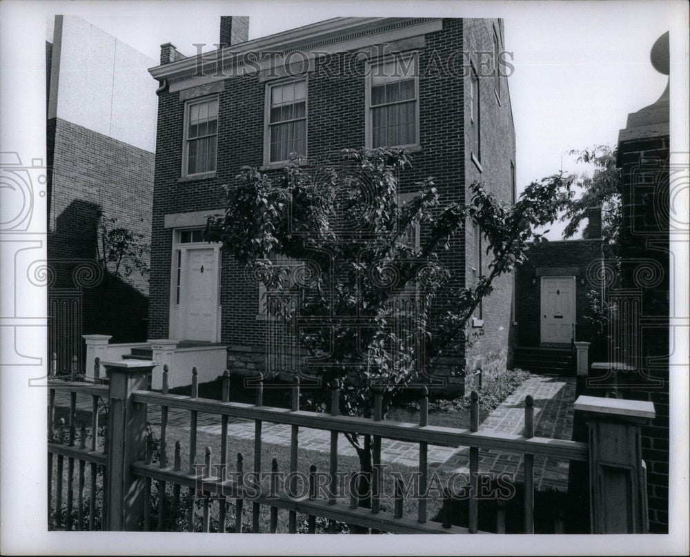 1974 Press Photo Moross House Detroit Michigan brick - Historic Images