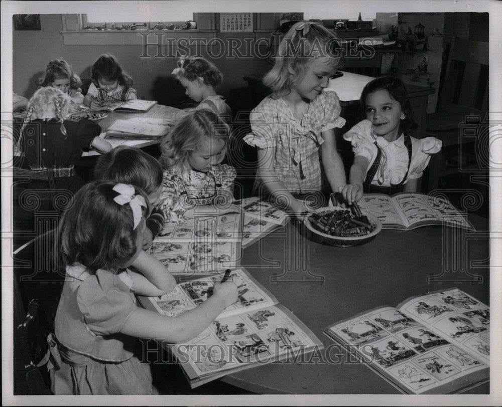 1950 Press Photo Kathleen Lehman Carole Gadde School