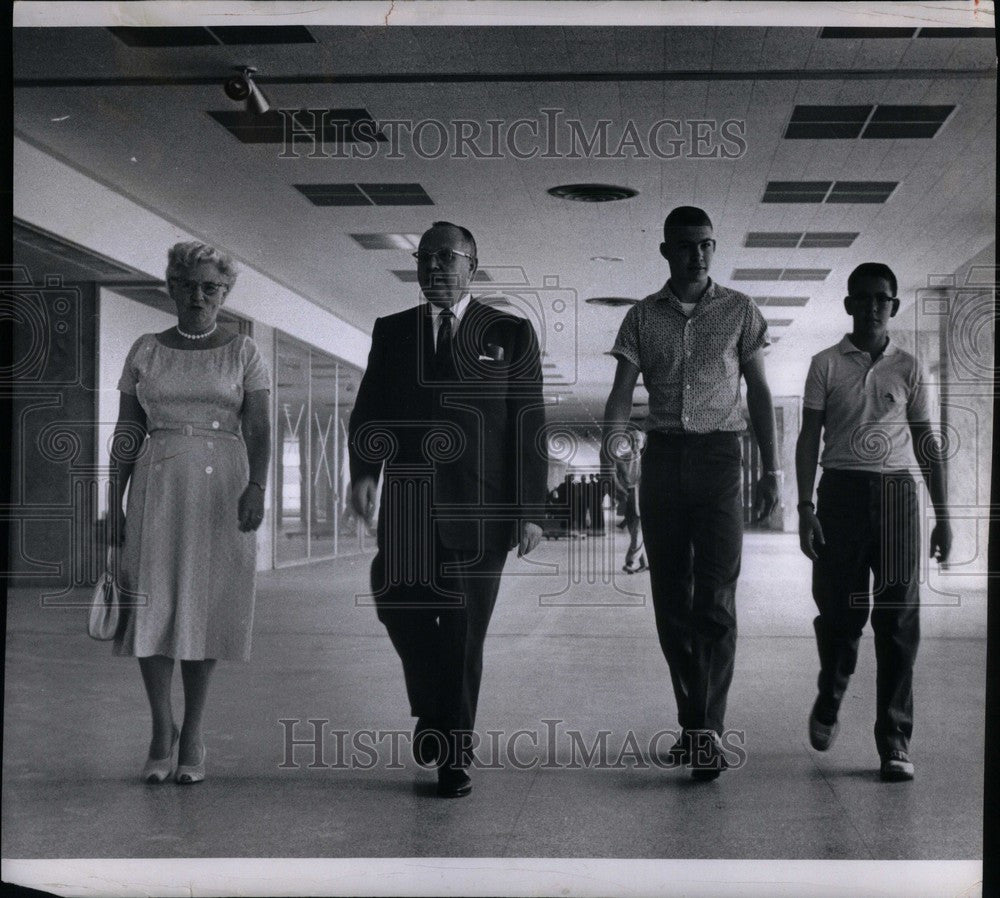 1960 Press Photo Mayor Michigan - Historic Images