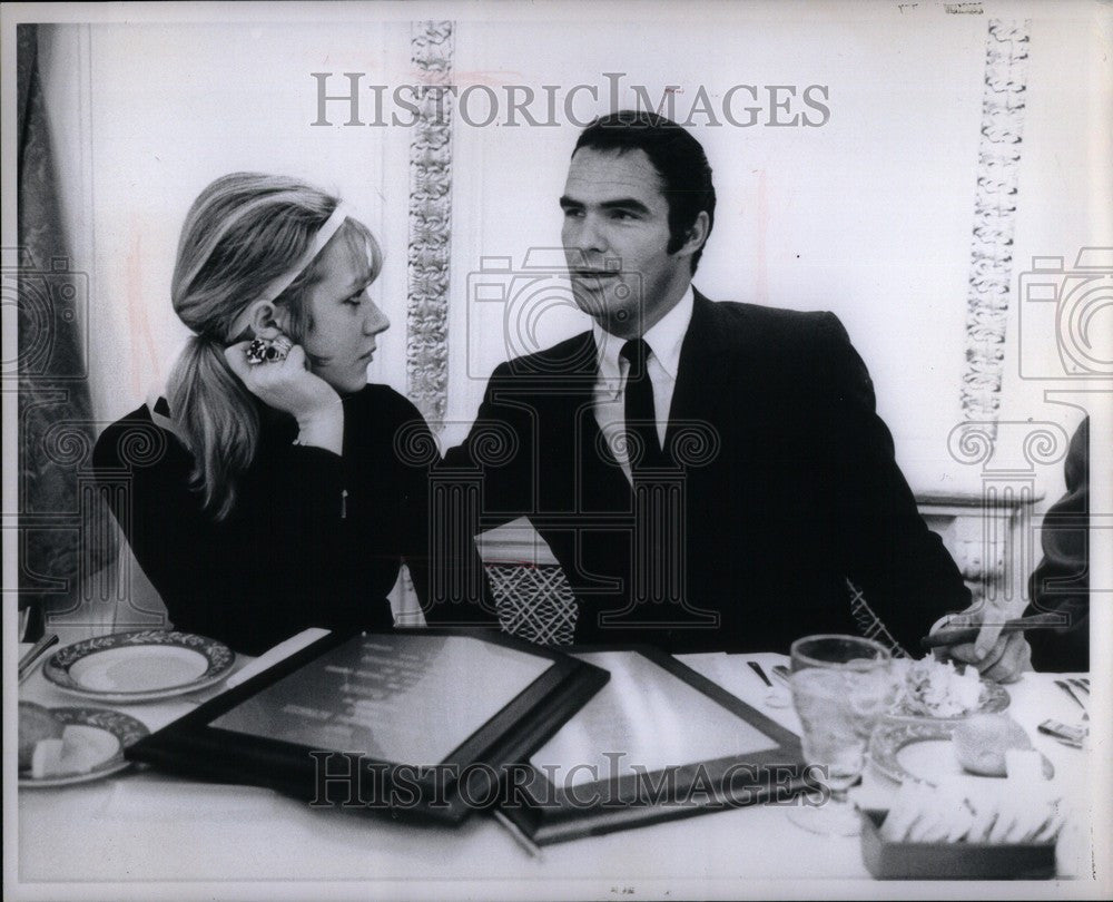 Press Photo helen mirren burt reynolds michigan - Historic Images