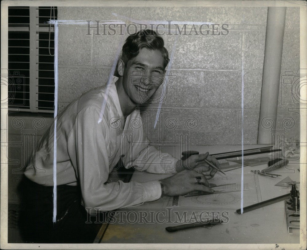 1942 Press Photo Hal Newhouser - Historic Images