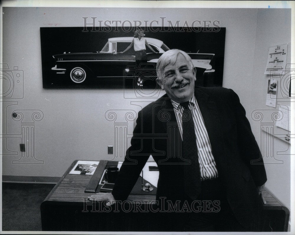 1990 Press Photo Harry Muenker Meteor CEO - Historic Images