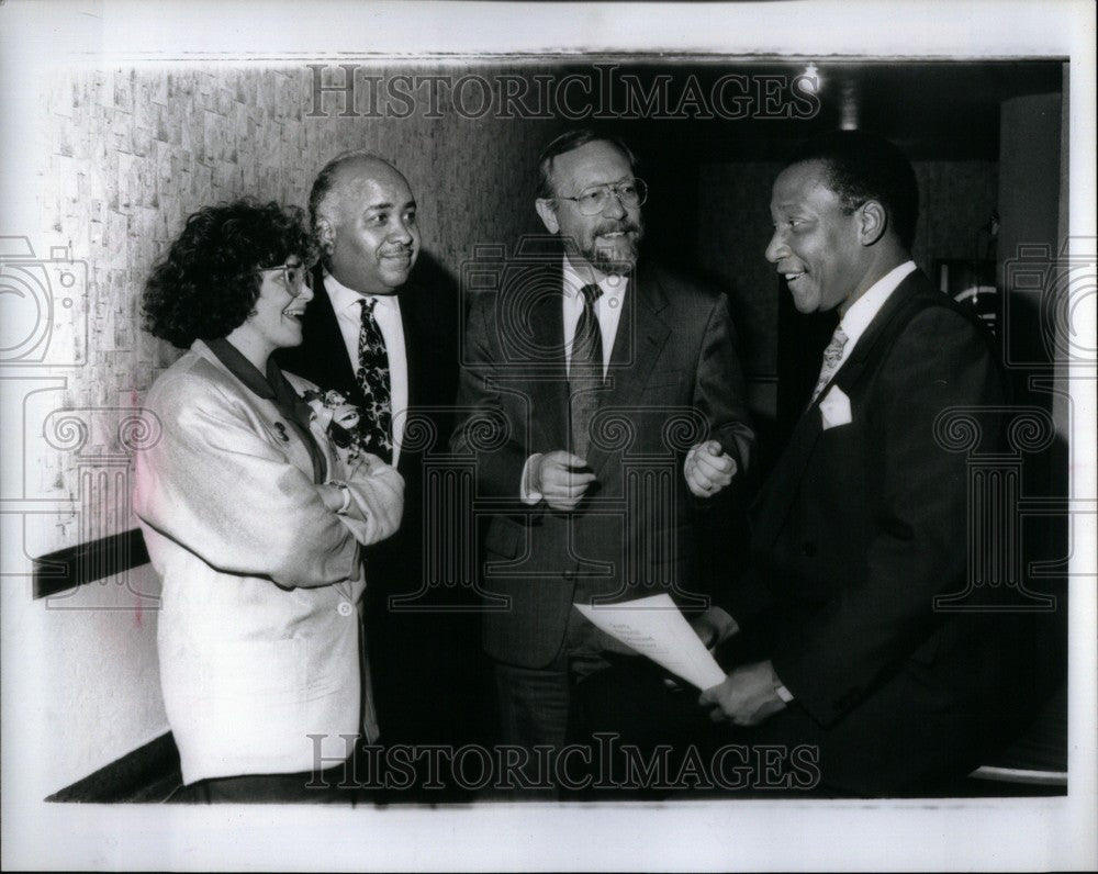 1991 Press Photo Emmett Moten - Historic Images