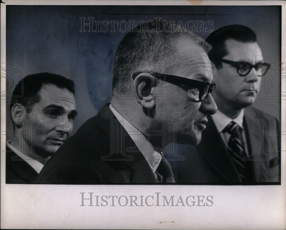 1971 Press Photo John Nichols - Historic Images