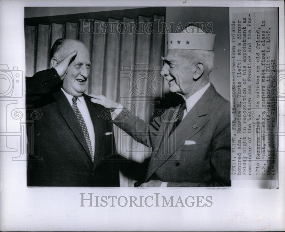 1958 Press Photo Adm. Murice E. Curts commander of  the - Historic Images