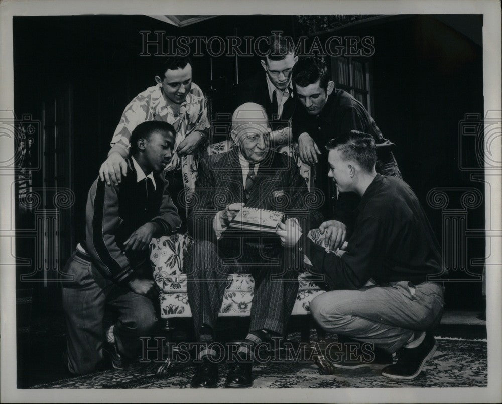 1955 Press Photo Mott Mayor Michigan Businessman - Historic Images