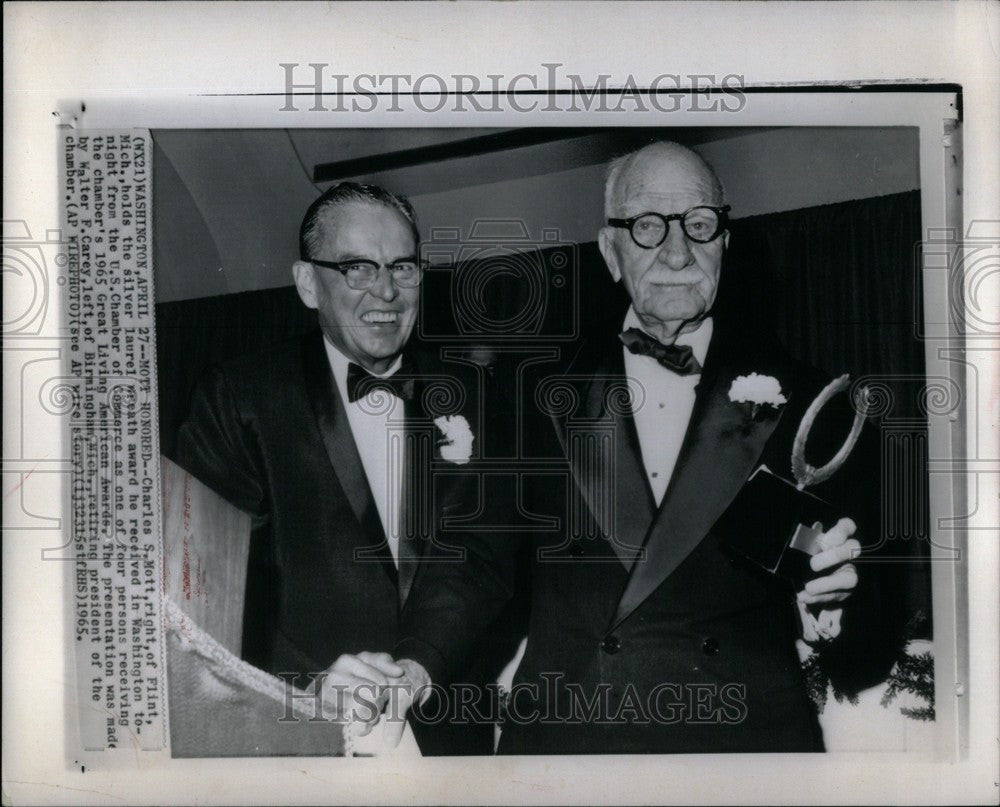 1965 Press Photo Charles Mott Chamber Commerce Carey - Historic Images