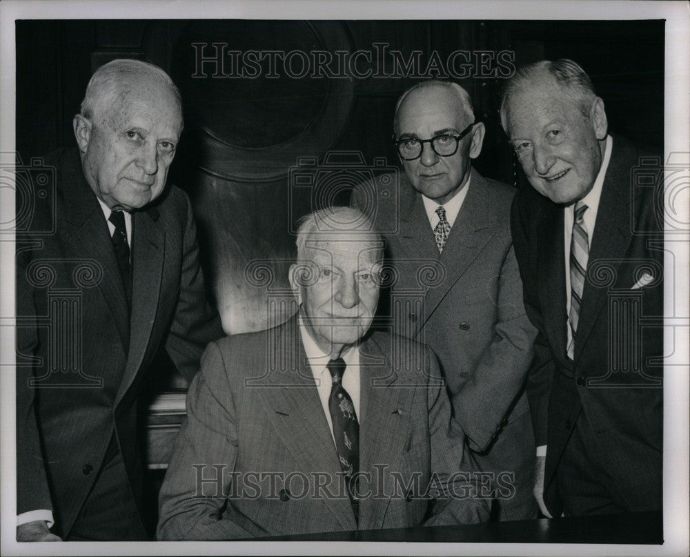 1960 Press Photo Charles Stewart Mott Businessman - Historic Images