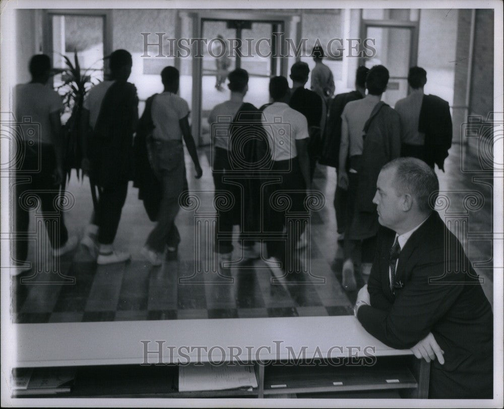 1964 Press Photo Judge Lincoln - Historic Images