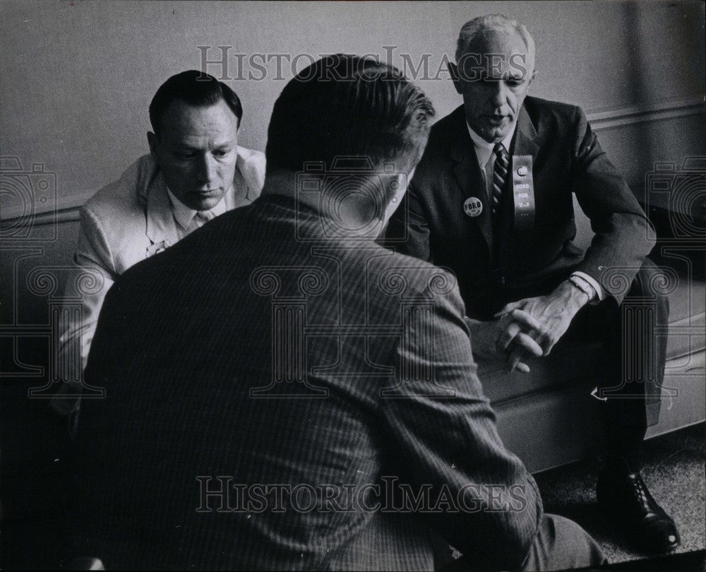 1960 Press Photo Ray Courage Lindemer Martin John Free - Historic Images