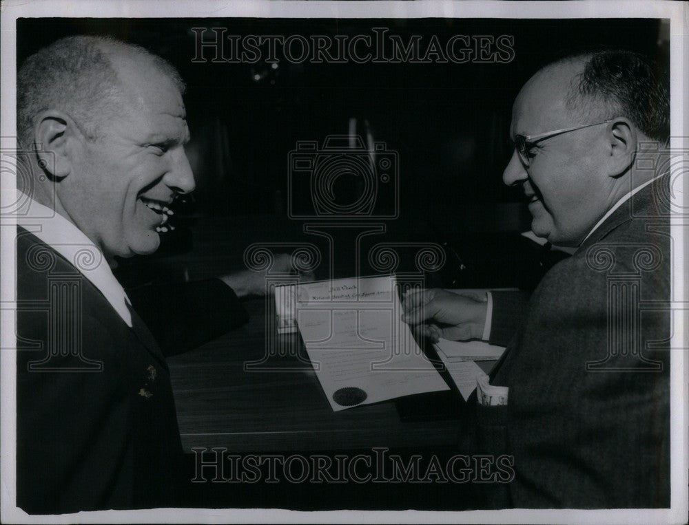 1957 Press Photo Miriani  Mayor - Historic Images