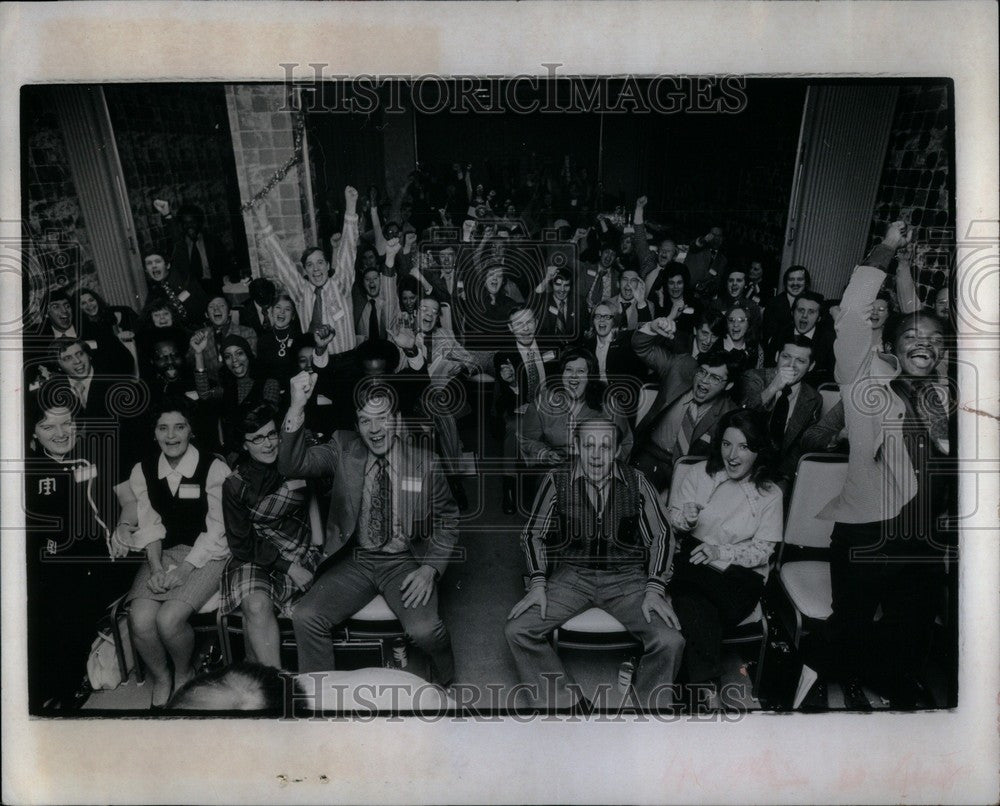 1973 Press Photo Swindle New York Raid - Historic Images