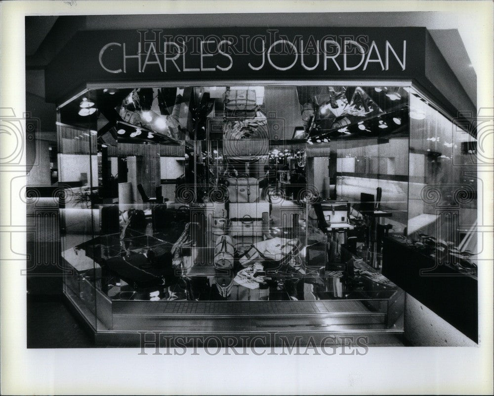 1978 Press Photo Jourdan Charles (Store) - Historic Images