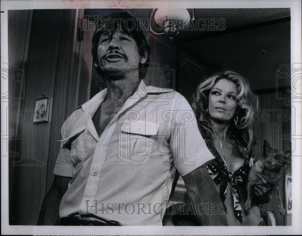 1976 Press Photo Charles Bronson Actor - Historic Images