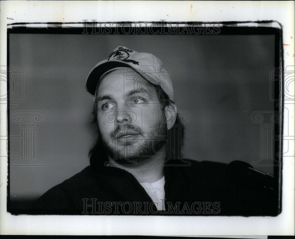 1992 Press Photo Larry Jones Garth Brooks - Historic Images