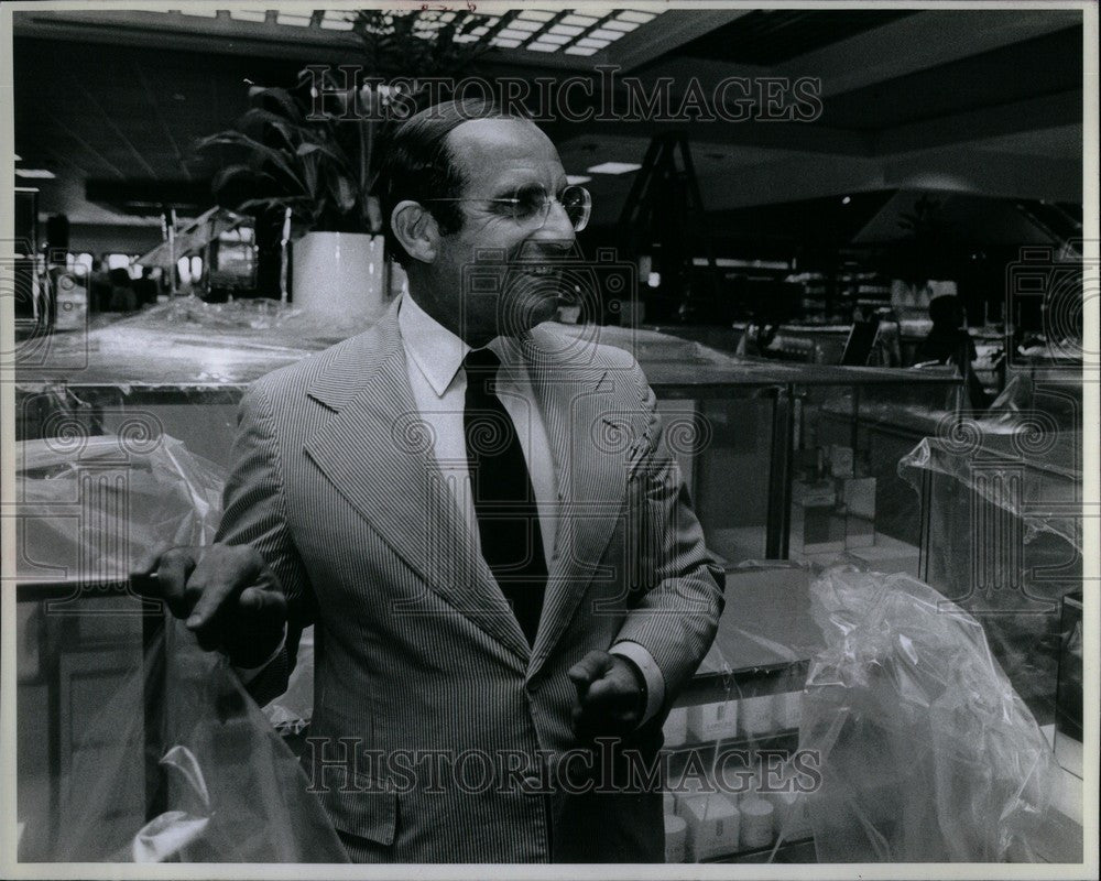 1980 Press Photo Joseph E. Brooks President - Historic Images