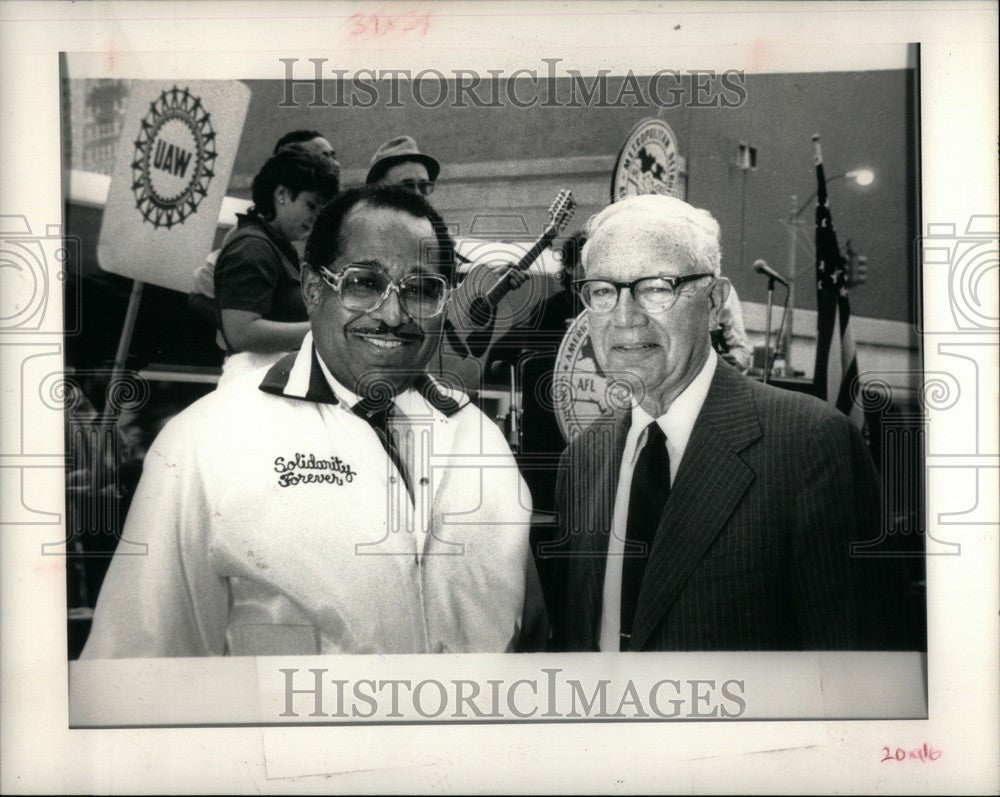 Press Photo Labor Day - Historic Images