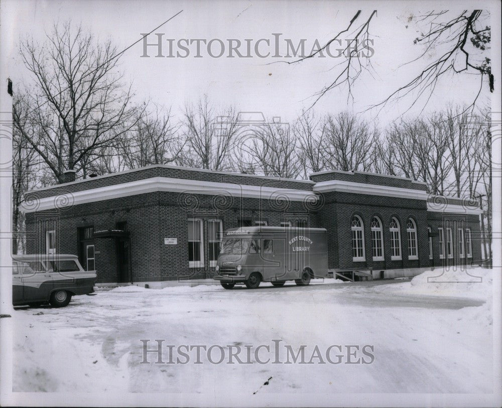 1960 Press Photo Kent County Library - Historic Images