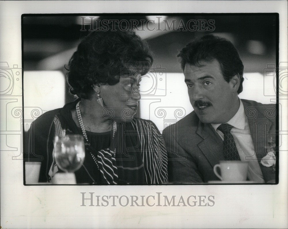 1988 Press Photo Andres Pastrana President Colombia - Historic Images