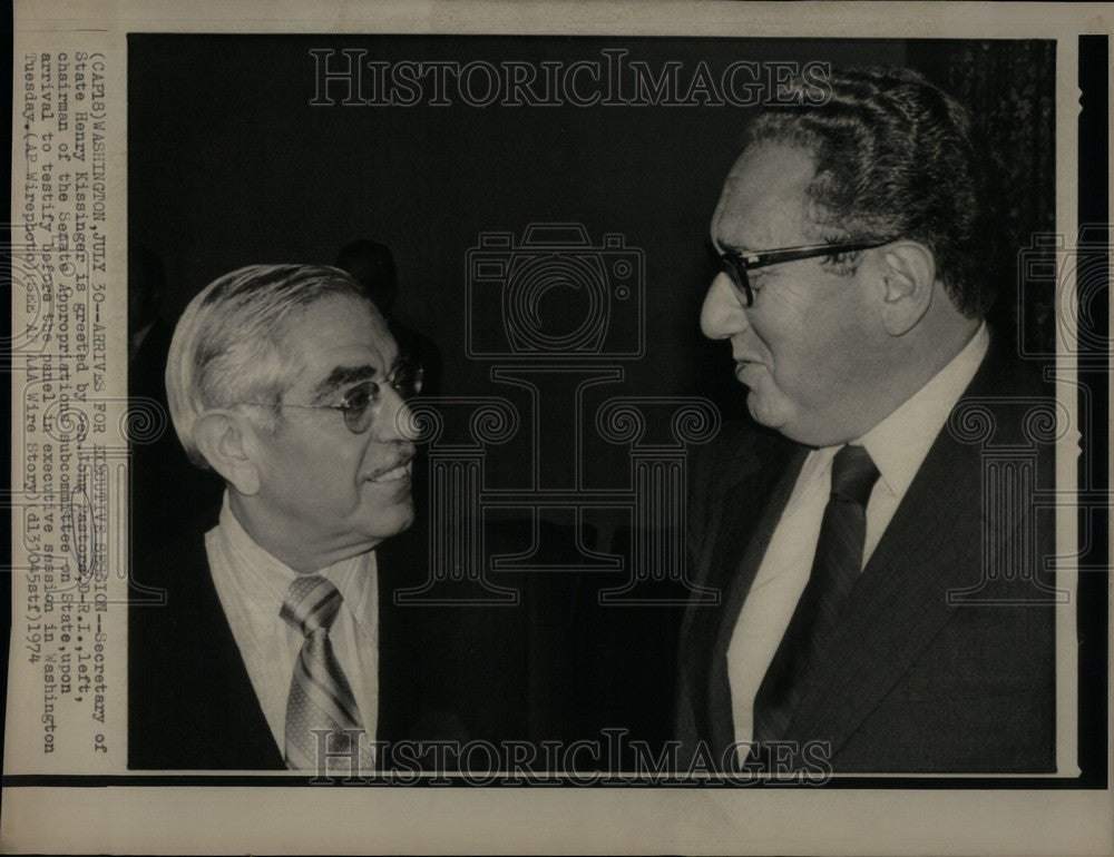 1974 Press Photo Henry Kissinger John Pastors Senate - Historic Images