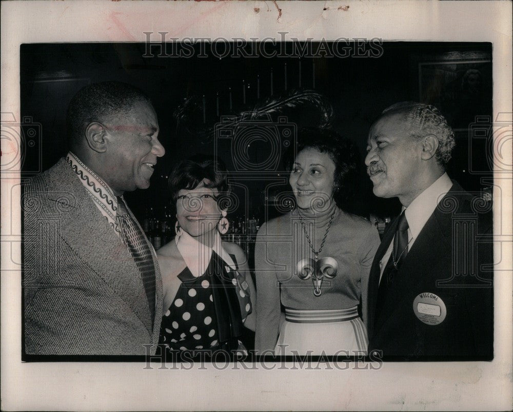 1972 Press Photo Robert C Bennett Betty Patrick - Historic Images