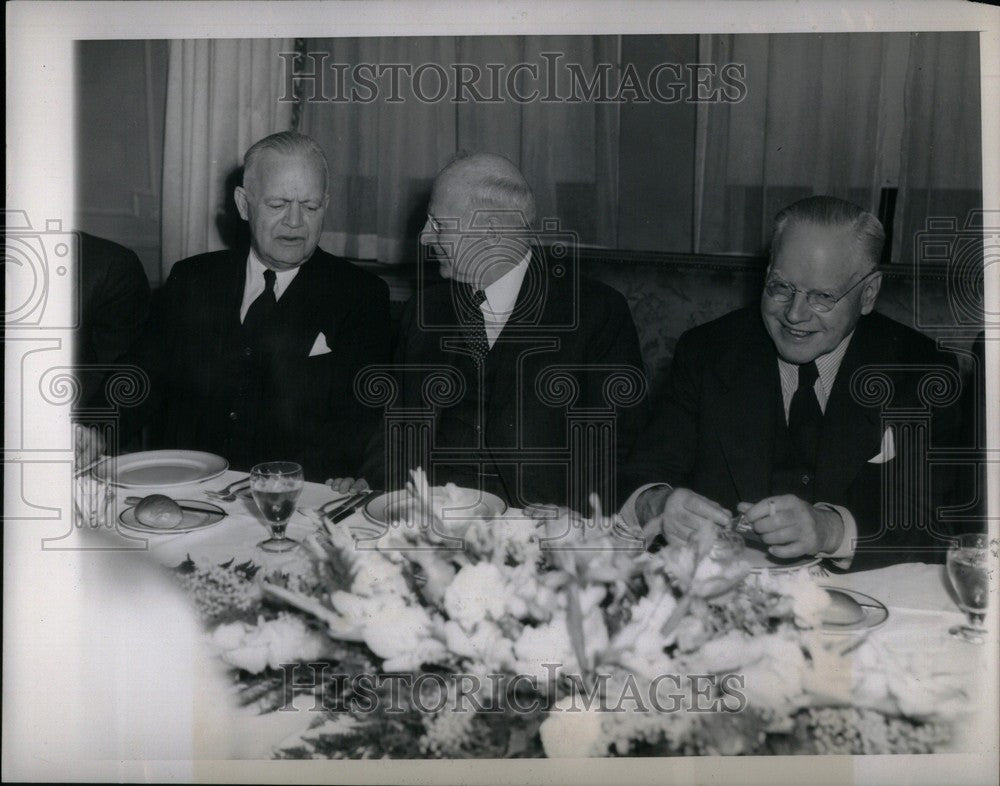 1946 Press Photo W.S. Gilmore Frank Fackenthal - Historic Images