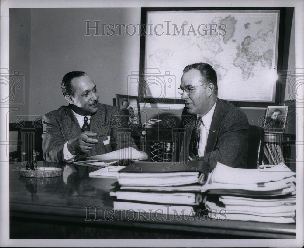 1954 Press Photo Ramon S. Scruggs W. Calvin Patter son - Historic Images