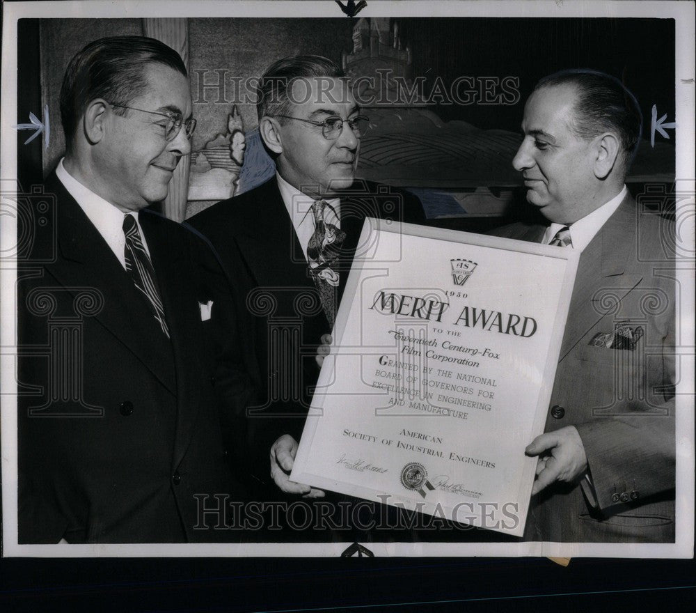 1950 Press Photo Robert Law Crinnian luncheon award - Historic Images