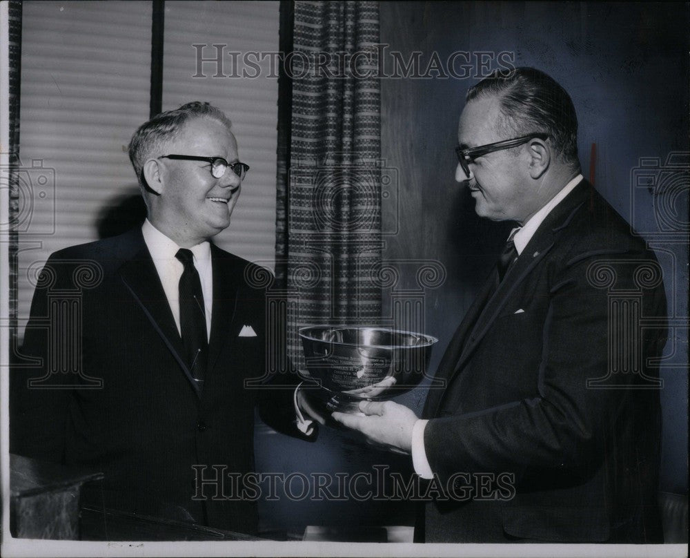 1964 Press Photo Charles H. Patterson - Historic Images