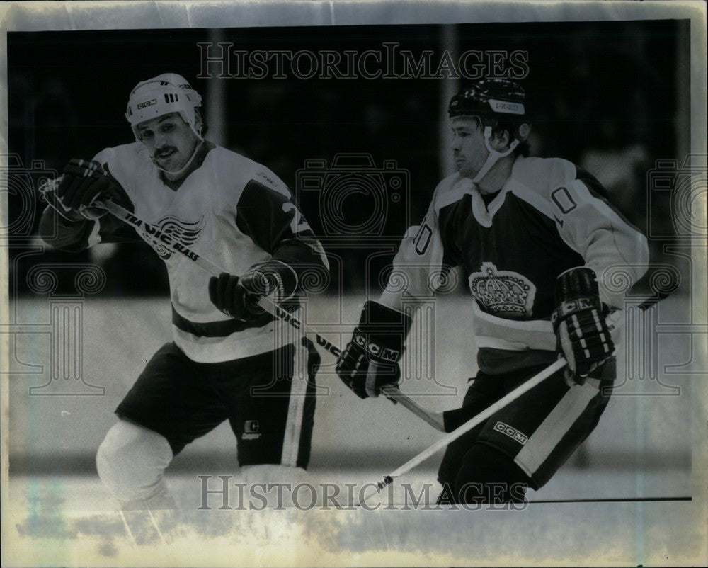 1985 Press Photo Randy Ladouceur Morris Luckowich NHL - Historic Images