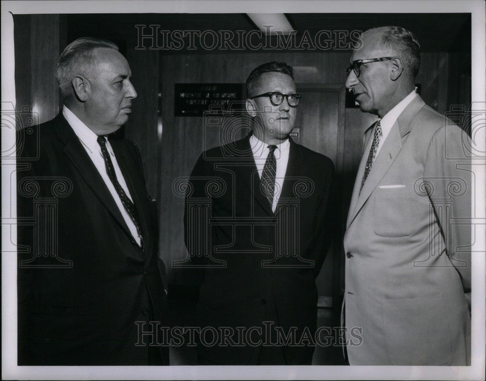 1957 Press Photo W.H. Mills Frank Mosher Henry Wildler - Historic Images