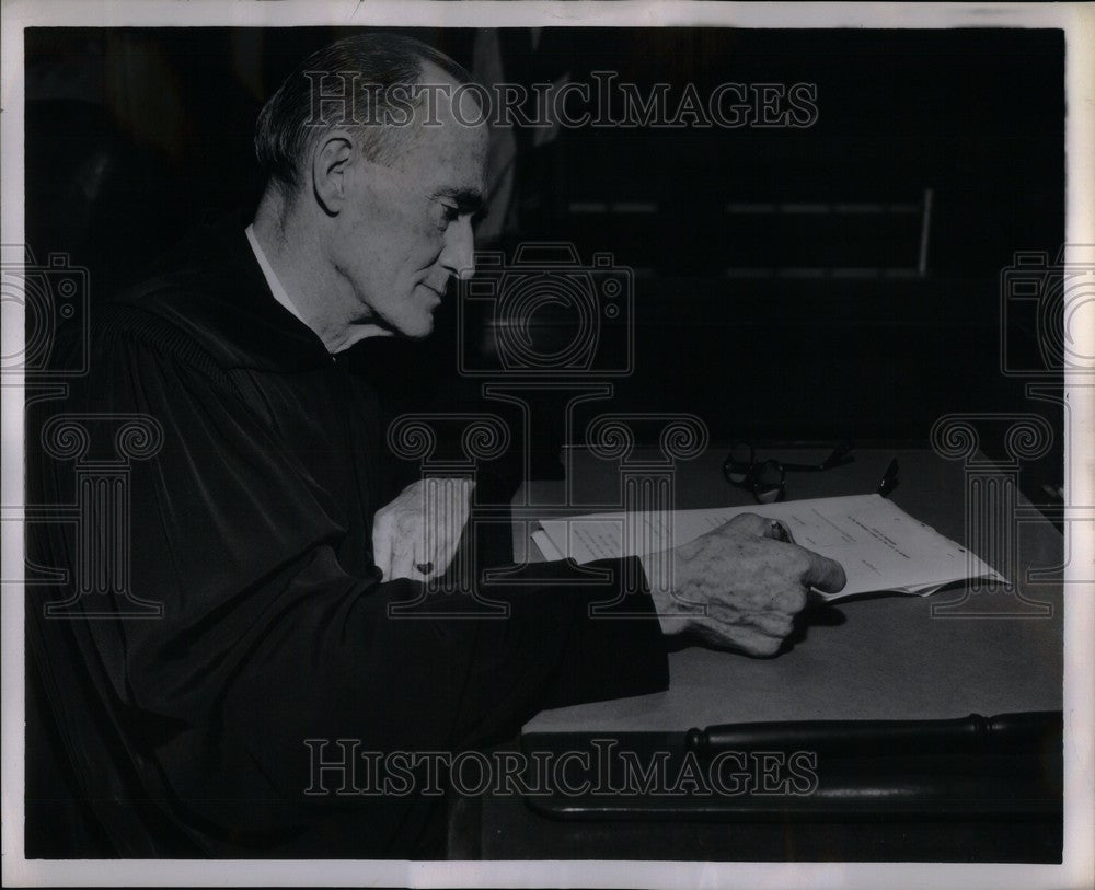 1954 Press Photo Recreation Judge Geo Murphy - Historic Images